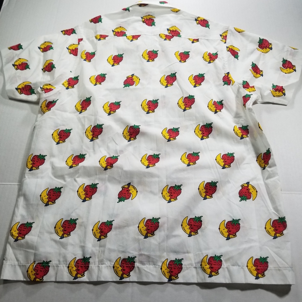 Sky High Farm Strawberry And Moon Print Shirt Short Sleeve Size Small - Picture 3 of 8